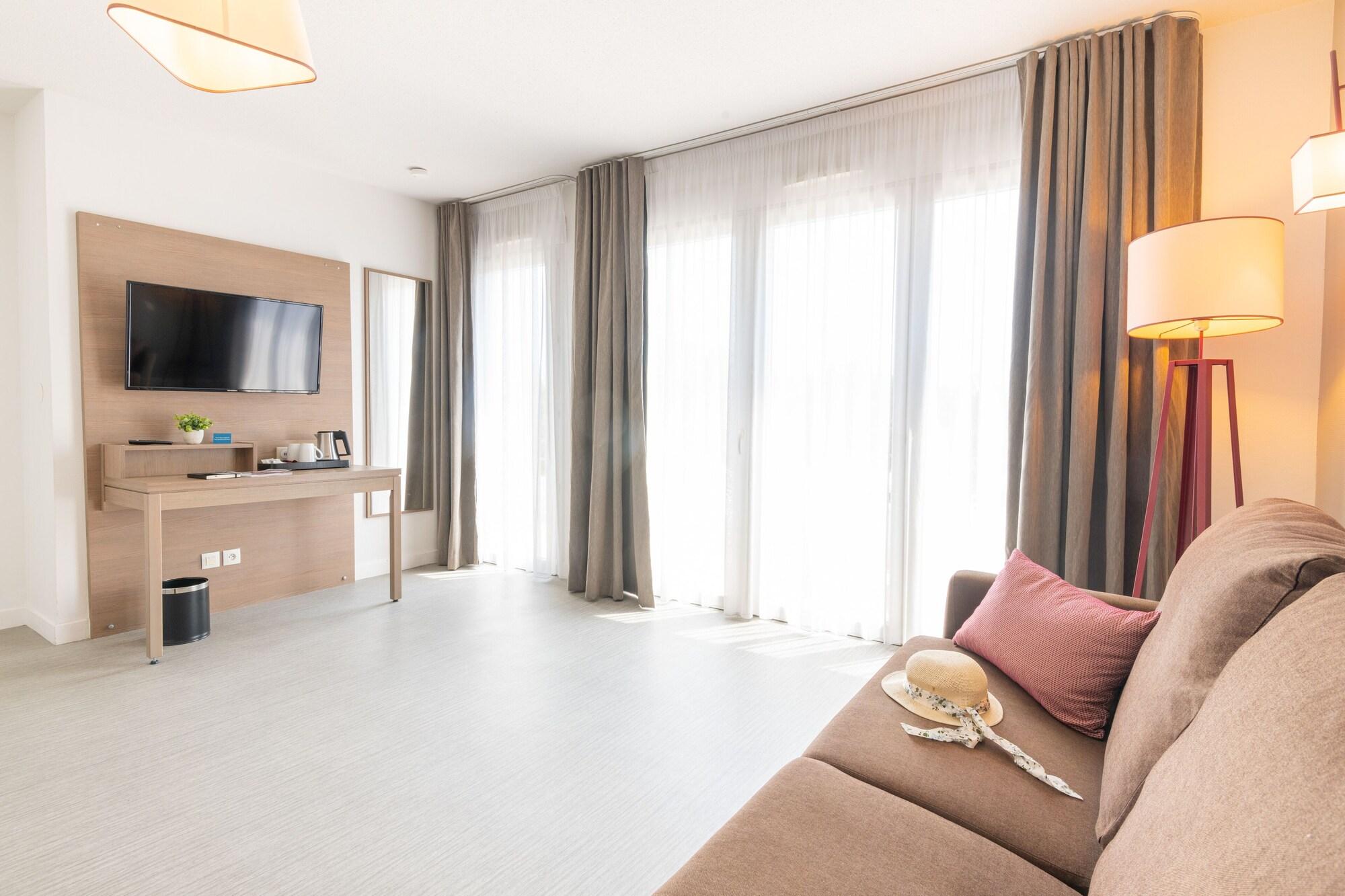 Zenitude Hotel-Residences Cannes Mandelieu Confort Luaran gambar